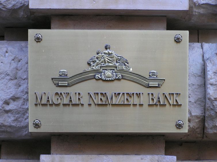 A nemzeti bank lépett, de további kamatemelés lehet (nemzeti bank, kamatmelés, leminősítés)