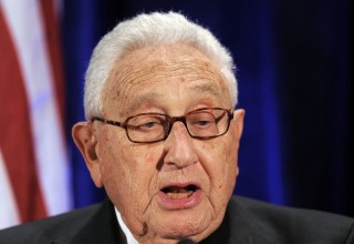 Henry Kissinger ()