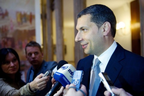 Lázár_János(i) ()