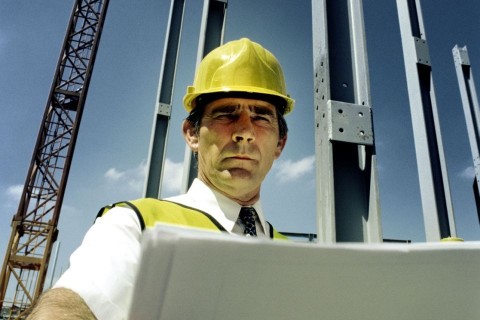 mérnök (mérnök, építész)