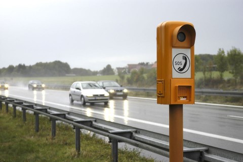 segélyhívó (segélyhívó)