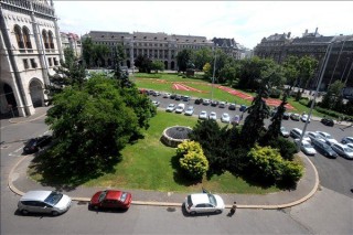 Kossuth tér (kossuth tér, )