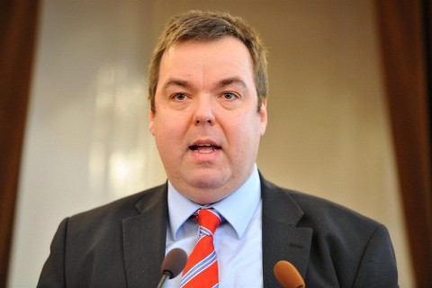 L(960x640).jpg (L. simon lászló)