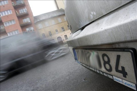 Rendszám (rendszám,)