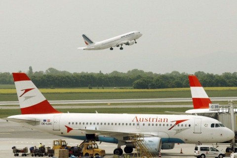 Schwechat  (Schwechat , bécs, Vienna Airport)