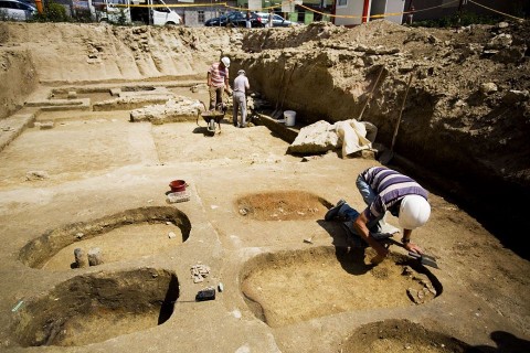 ásatás (ásatás, régészet, feltárás, )