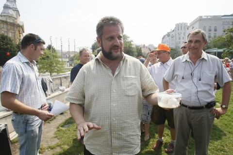 dániel péter (dániel péter)