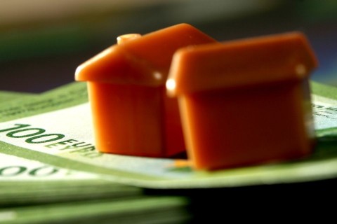 ház-pénz (ház, pénz, )