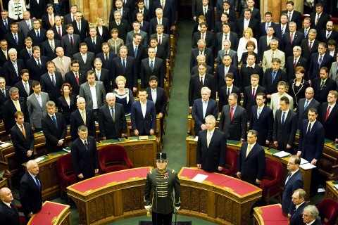 jobboldal (jobboldal, fidesz, lmp, parlament, )