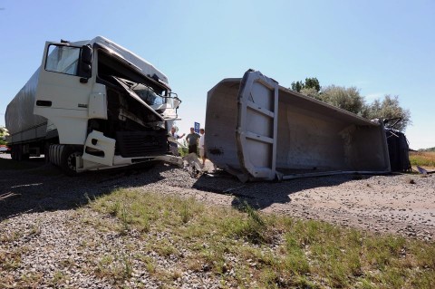 kamionbaleset(1)(210x140)(1).jpg (kamionbaleset, kamion, )