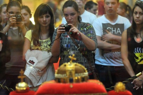 korona (ingyenes, szent korona)