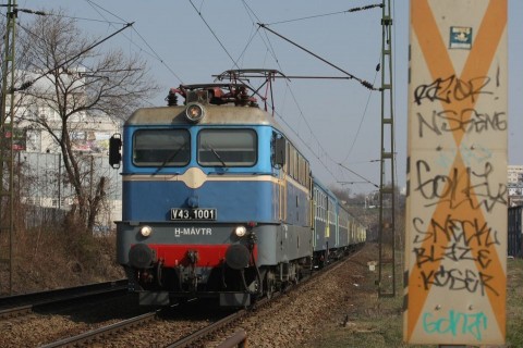 mozdony(210x140)(1).jpg (máv, vasút, mozdony, )