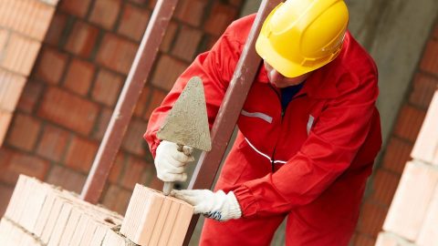 Kómában marad az építőipar (építőipar, kőműves, tégla, )