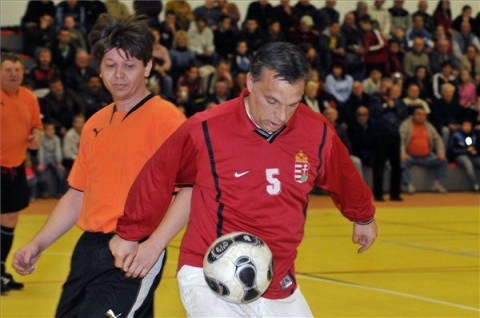Orbán Viktor (Orbán Viktor, foci, )