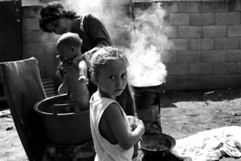 Szegeny-csalad (Szegény család)