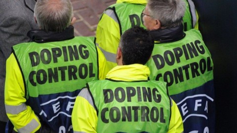 dopping-ellenőrök (dopping ellenőrök)