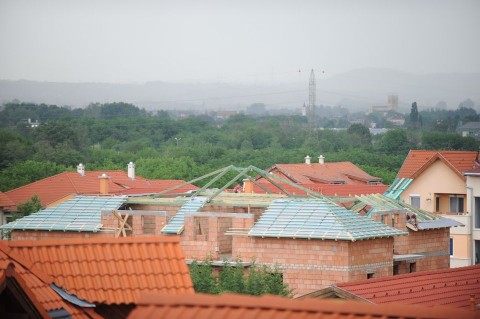 épülő ház (épülő ház)