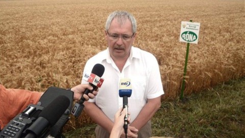 fazekas sándor (ingyenes, Fazekas Sándor vidékfejlesztési miniszter)