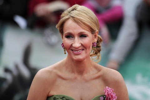 j.-k(960x640).jpg (j. k. rowling)