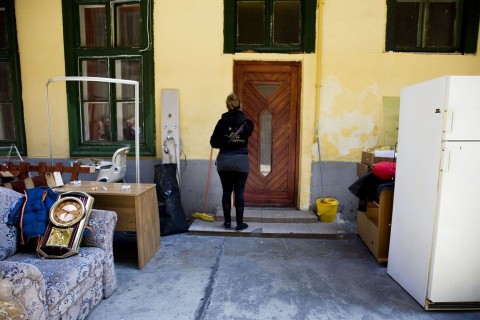 kilakoltatás (kilakoltatás, bérlakás, )