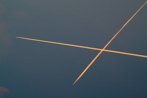 kondenzcsík (kondenzcsík, )