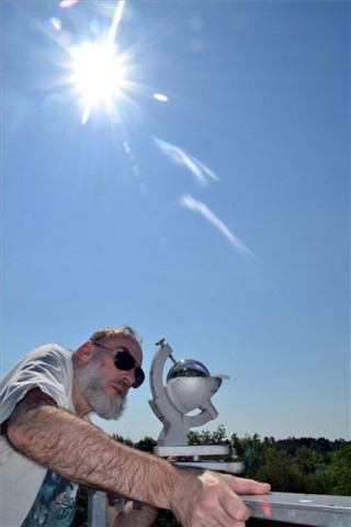 légkörfizikus (ingyenes, napsütés, uvb, )