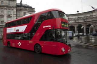 londoni-busz(210x140)(2).jpg (londoni busz)