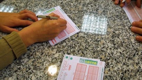 lottó (lottó, szerencsejáték, )