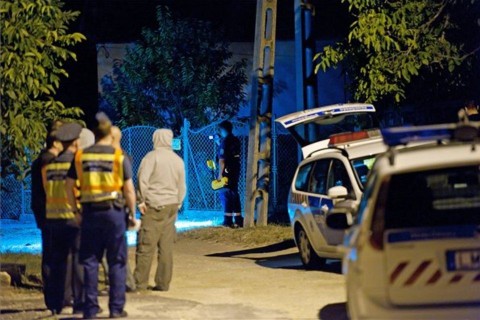 rendőrség-kettőshalál (ingyenes, két nőt holtan találtak bp-en)