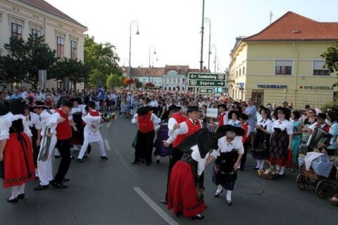 sárvár (sárvár, )