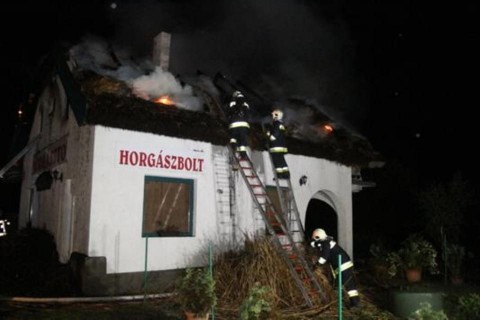 tűz-kápolnásnyék (tűz kápolnásnyéken)