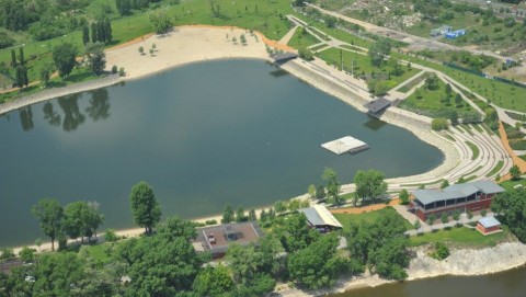 Kopaszi-gát (kopaszi-gát, )