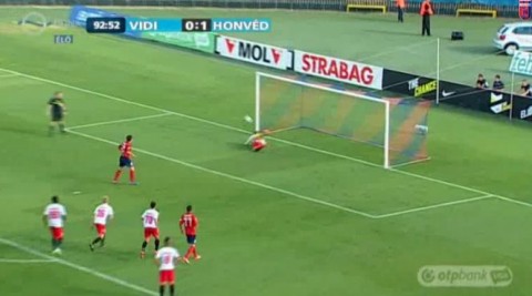 Lovric (nikolic, lovric, büntető, tizenegyes, nemanja nikolic, )