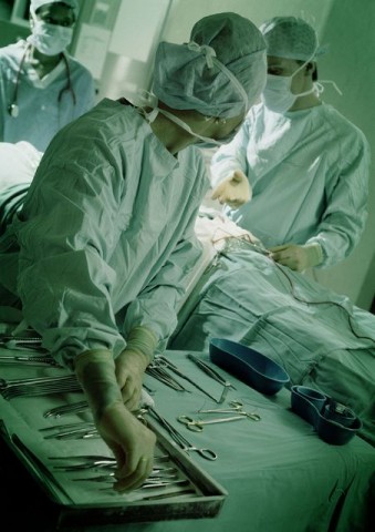 műtét (operáció, műtét, )