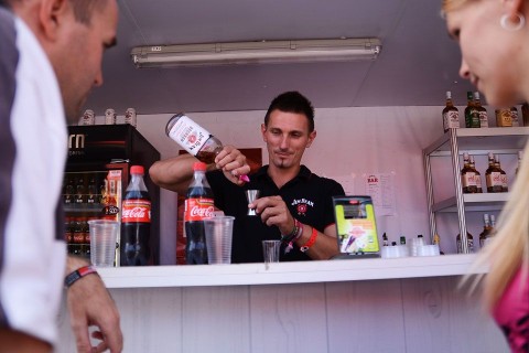 sziget pultos (sziget, pultos, ital)