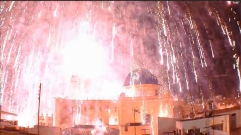 tűzijáték (tűzijáték, robbanás, )