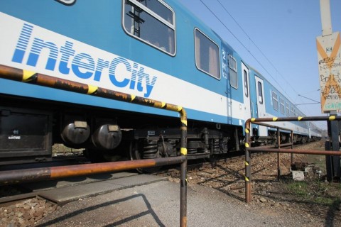 vonat-intercity (vonat)