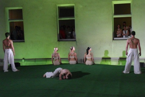 Gyori-Balett-a-teton(3)(960x640).jpg (Győri Balett a tetőn)