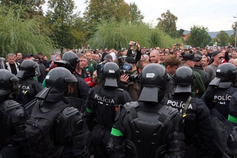 Krasznahorkaváralja, (romatelep, rendőr, krasznahorkaváralja)