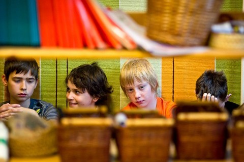 gyerekek (gyerekek, tanulók, iskola, oktatás)