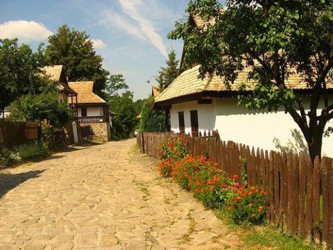 hollókő (hollókő)