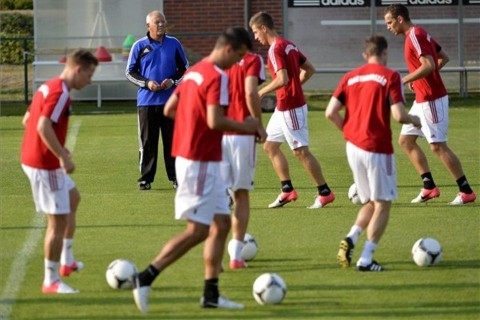 magyar válogatott edzése (ingyenes, )