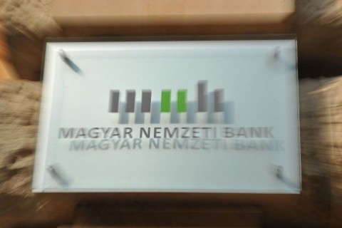 mnb (magyar nemzeti bank)