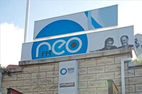neo fm (ingyenes, )
