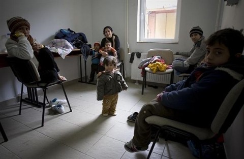 Afgan-hatarserto-gyerekek(960x640)(1).jpg (afgán. határsértő, gyerek, )