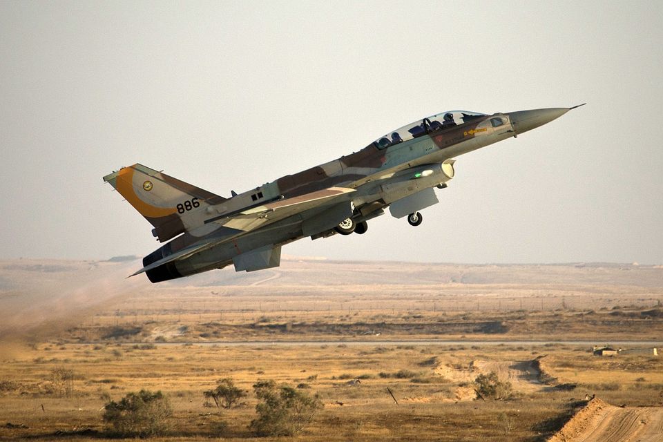 F-16 (f-16, vadászgép)