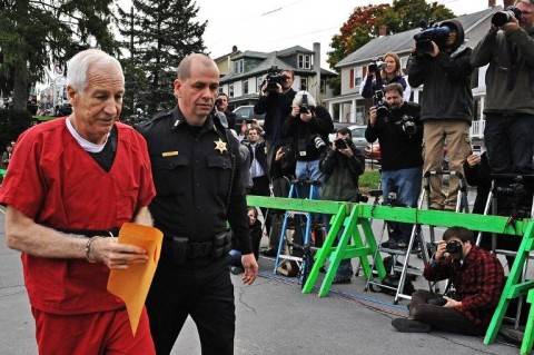 Jerry Sandusky (jerry sandusky,)