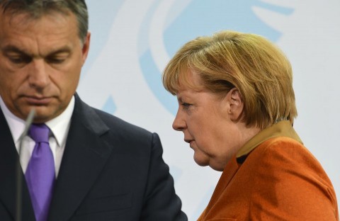 Orbán, Merkel (orbán viktor, angela merkel, )