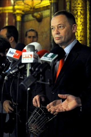 Szanyi Tibor (Szanyi Tibor)