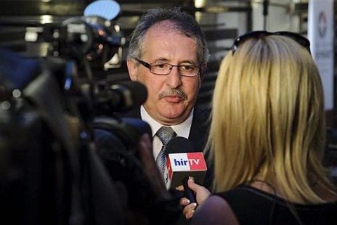 Toro-T(960x640).jpg (toró t. tibor)